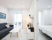 Piso en venta en la calle Euskal Herria junto a la Parte Vieja donostiarra en el centro de la ciudad a estrenar tras reforma.